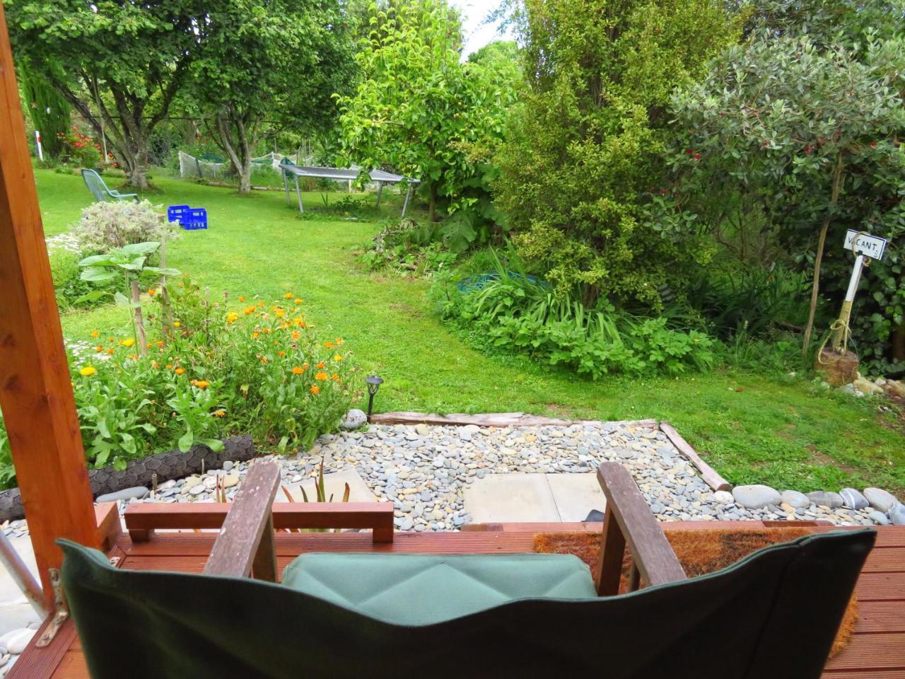 Omarama Oasis - Permaculture Glamping Hotel Pohara ภายนอก รูปภาพ