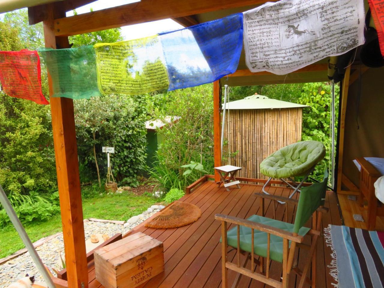 Omarama Oasis - Permaculture Glamping Hotel Pohara ภายนอก รูปภาพ
